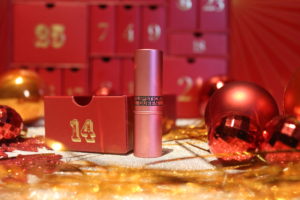 Rouge à lèvres de la marque Lipstick Queen en teinte Frog Prince dans la case 14 du calendrier de l'avent Look Fantastic 2018